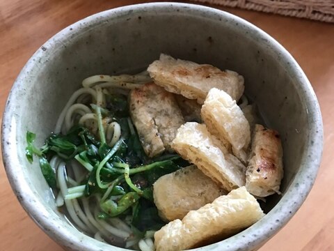 カリカリ油揚げと豆苗のあったか麺